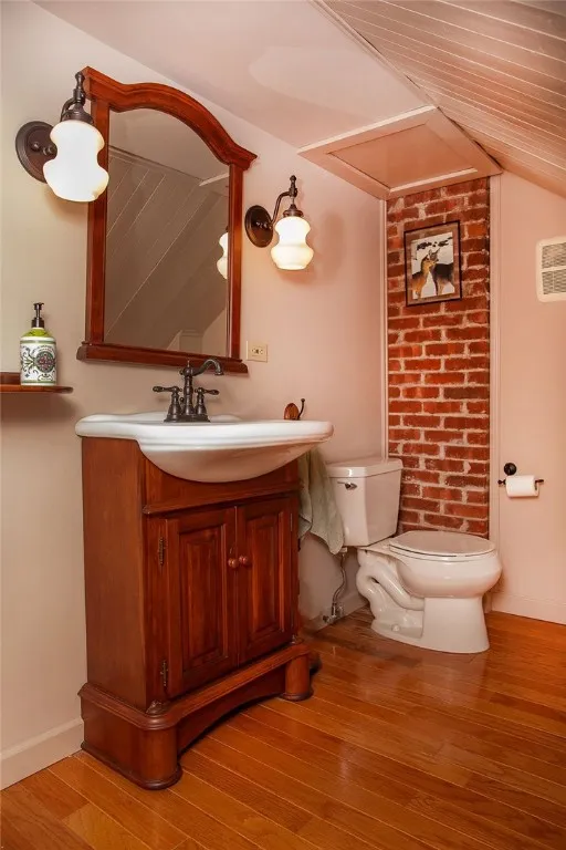 88 Roosevelt Avenue, Roxbury, New York 12474, Roxbury, New York 12474, 3 Bedrooms Bedrooms, 10 Rooms Rooms,1 BathroomBathrooms,Residential Lease,For Rent,88 Roosevelt Avenue, Roxbury, New York 12474,R1622082
