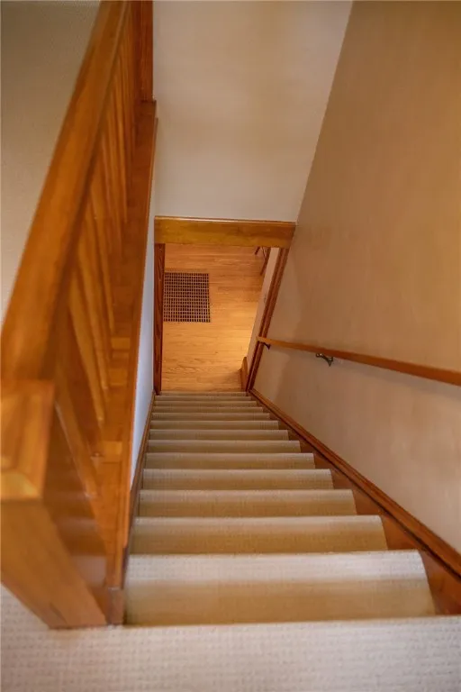 88 Roosevelt Avenue, Roxbury, New York 12474, Roxbury, New York 12474, 3 Bedrooms Bedrooms, 10 Rooms Rooms,1 BathroomBathrooms,Residential Lease,For Rent,88 Roosevelt Avenue, Roxbury, New York 12474,R1622082