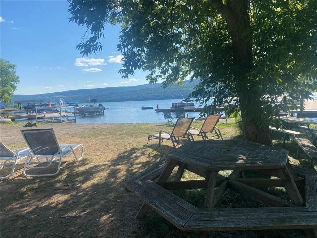 INDIAN VILLAGE PARK BEACH & MINI MARINA!