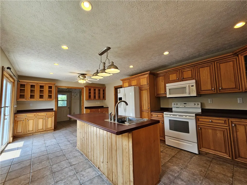 4662 County Route 21, Canisteo, New York 14823, Canisteo, New York 14823, 2 Bedrooms Bedrooms, 7 Rooms Rooms,1 BathroomBathrooms,Residential Lease,For Rent,4662 County Route 21, Canisteo, New York 14823,R1619523