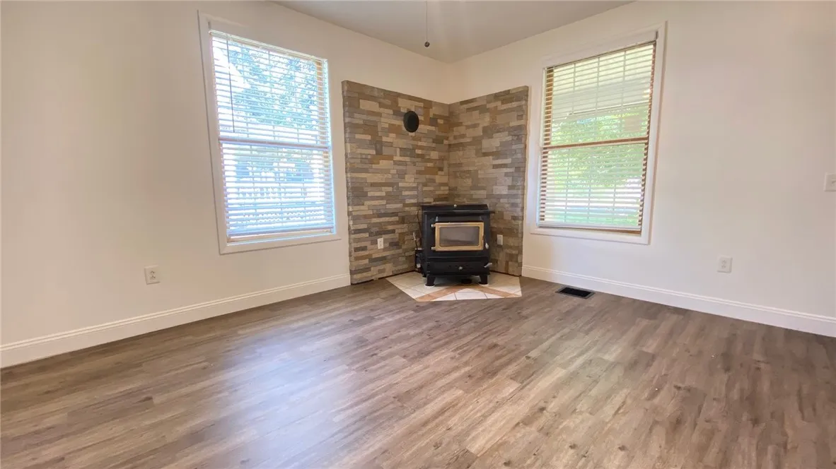 10 Porter Street, Prattsburgh, New York 14873, Prattsburgh, New York 14873, 4 Bedrooms Bedrooms, 9 Rooms Rooms,2 BathroomsBathrooms,Residential,For Sale,10 Porter Street, Prattsburgh, New York 14873,0,R1624888