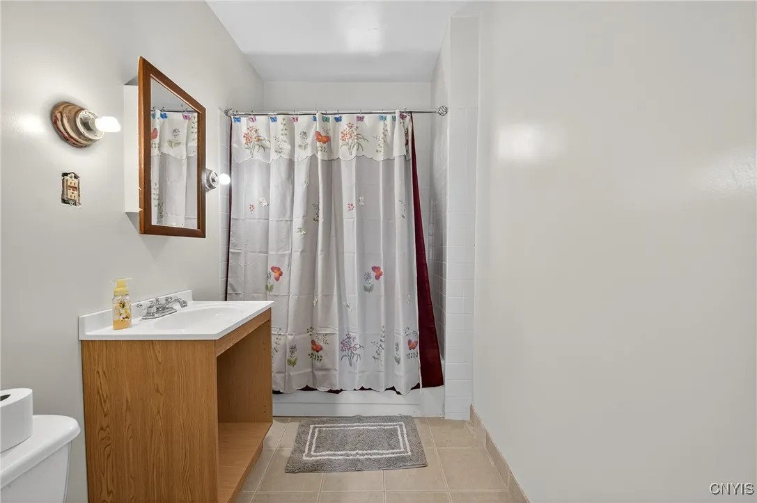 114 Garfield Place, Syracuse, New York 13205, Syracuse, New York 13205, 6 Bedrooms Bedrooms, ,2 BathroomsBathrooms,Residential,Closed,114 Garfield Place, Syracuse, New York 13205,0,S1624444