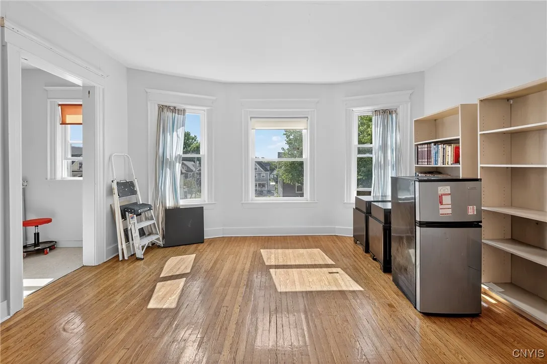 114 Garfield Place, Syracuse, New York 13205, Syracuse, New York 13205, 6 Bedrooms Bedrooms, ,2 BathroomsBathrooms,Residential,Closed,114 Garfield Place, Syracuse, New York 13205,0,S1624444