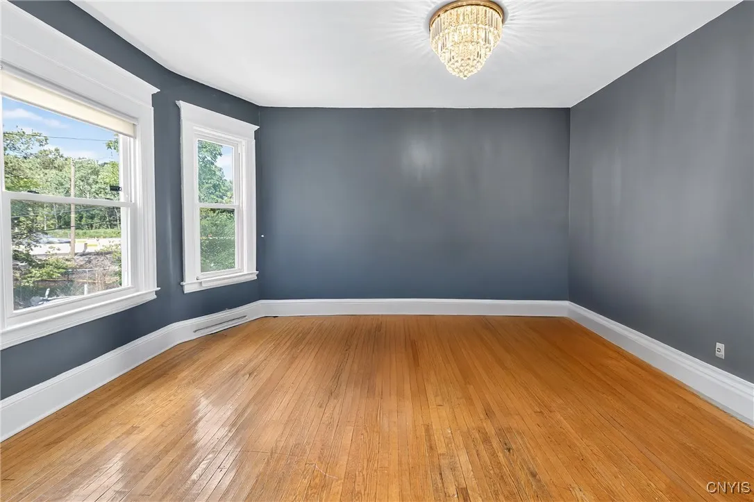 114 Garfield Place, Syracuse, New York 13205, Syracuse, New York 13205, 6 Bedrooms Bedrooms, ,2 BathroomsBathrooms,Residential,Closed,114 Garfield Place, Syracuse, New York 13205,0,S1624444