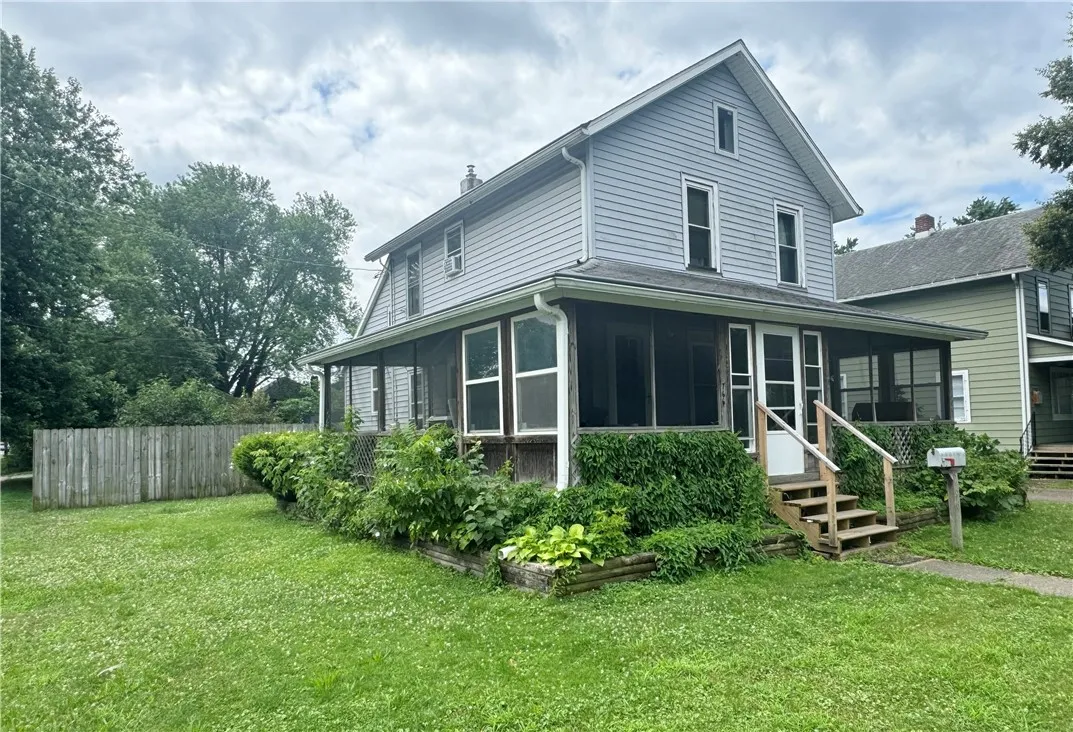 766 Carpenter Street, Elmira City, New York 14901, Elmira City, New York 14901, 3 Bedrooms Bedrooms, 7 Rooms Rooms,1 BathroomBathrooms,Residential,Closed,766 Carpenter Street, Elmira City, New York 14901,0,R1623382