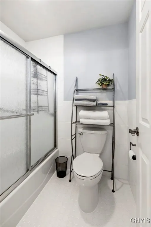 3981 Aquinnah Heights, Marcellus, New York 13108, Marcellus, New York 13108, 5 Bedrooms Bedrooms, 17 Rooms Rooms,4 BathroomsBathrooms,Residential,Closed,3981 Aquinnah Heights, Marcellus, New York 13108,0,S1624766