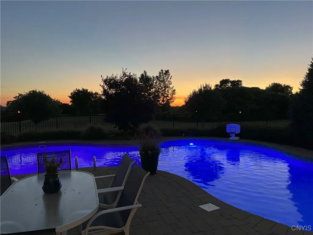 3981 Aquinnah Heights, Marcellus, New York 13108, Marcellus, New York 13108, 5 Bedrooms Bedrooms, 17 Rooms Rooms,4 BathroomsBathrooms,Residential,Closed,3981 Aquinnah Heights, Marcellus, New York 13108,0,S1624766