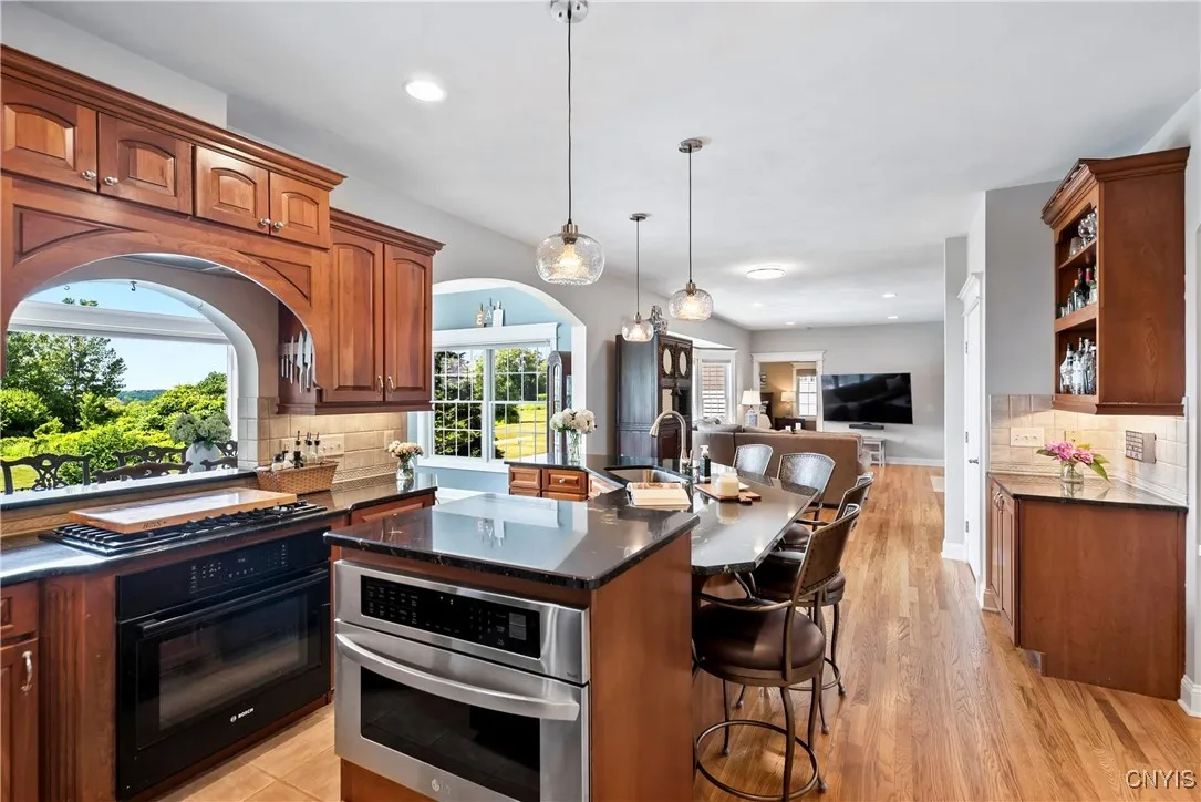 3981 Aquinnah Heights, Marcellus, New York 13108, Marcellus, New York 13108, 5 Bedrooms Bedrooms, 17 Rooms Rooms,4 BathroomsBathrooms,Residential,Closed,3981 Aquinnah Heights, Marcellus, New York 13108,0,S1624766