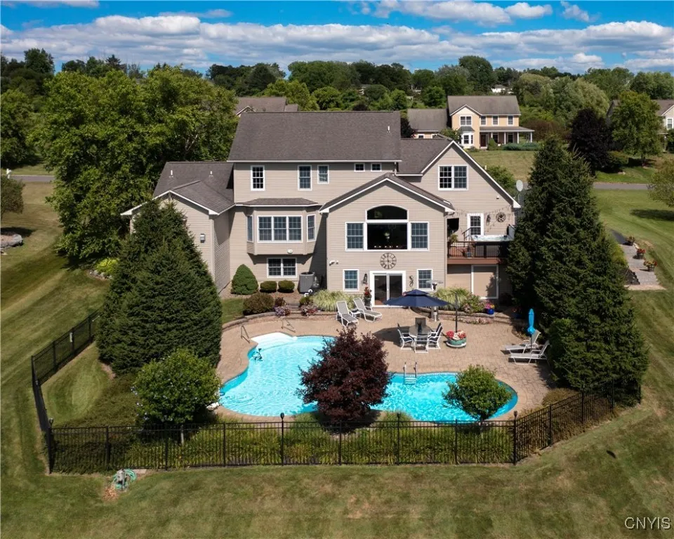 3981 Aquinnah Heights, Marcellus, New York 13108, Marcellus, New York 13108, 5 Bedrooms Bedrooms, 17 Rooms Rooms,4 BathroomsBathrooms,Residential,Closed,3981 Aquinnah Heights, Marcellus, New York 13108,0,S1624766