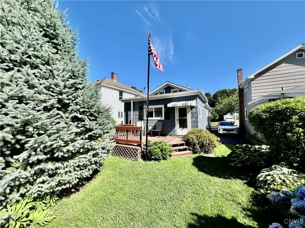 54 Varick Street, Oswego, New York 13126, Oswego, New York 13126, 2 Bedrooms Bedrooms, 10 Rooms Rooms,1 BathroomBathrooms,Residential,Closed,54 Varick Street, Oswego, New York 13126,0,S1625158