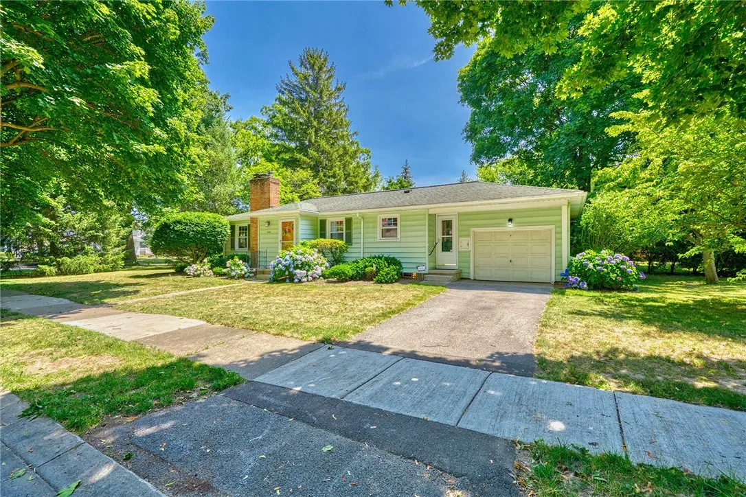 2941 Lake Ave, Rochester, New York 14612, Rochester, New York 14612, 3 Bedrooms Bedrooms, 5 Rooms Rooms,1 BathroomBathrooms,Residential,Closed,2941 Lake Ave, Rochester, New York 14612,0,R1624117