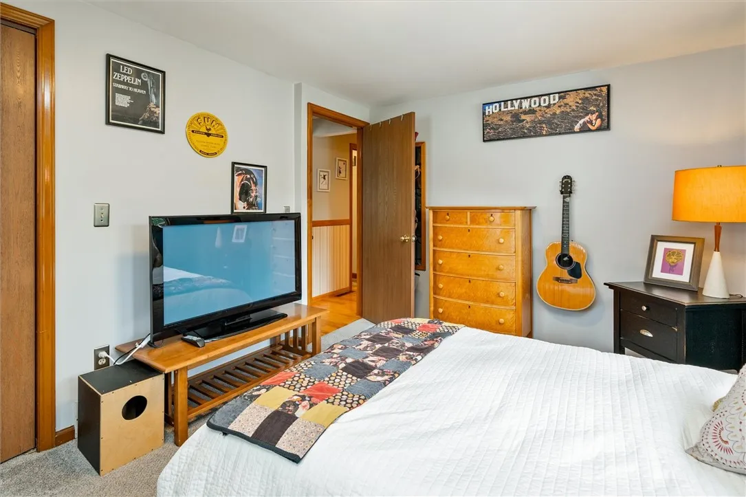 30 Lanark Crescent, Rochester, New York 14609, Rochester, New York 14609, 5 Bedrooms Bedrooms, 8 Rooms Rooms,2 BathroomsBathrooms,Residential,For Sale,30 Lanark Crescent, Rochester, New York 14609,R1624193
