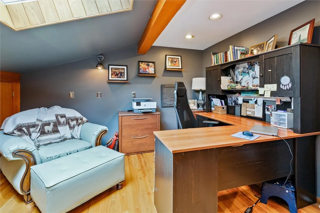 30 Lanark Crescent, Rochester, New York 14609, Rochester, New York 14609, 5 Bedrooms Bedrooms, 8 Rooms Rooms,2 BathroomsBathrooms,Residential,For Sale,30 Lanark Crescent, Rochester, New York 14609,R1624193