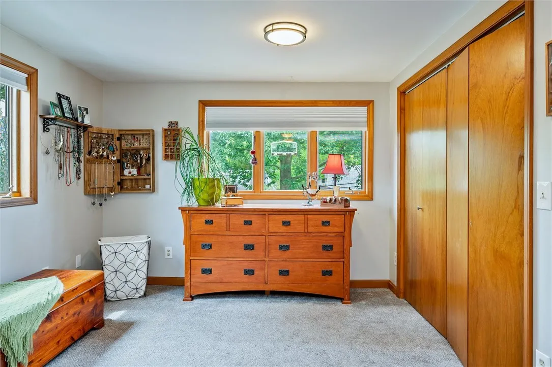 30 Lanark Crescent, Rochester, New York 14609, Rochester, New York 14609, 5 Bedrooms Bedrooms, 8 Rooms Rooms,2 BathroomsBathrooms,Residential,For Sale,30 Lanark Crescent, Rochester, New York 14609,R1624193