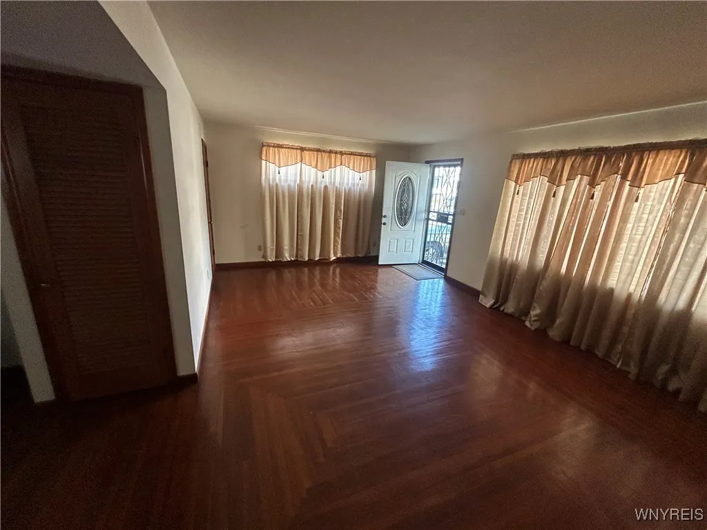 310 Woltz Avenue, Buffalo, New York 14211, Buffalo, New York 14211, 3 Bedrooms Bedrooms, 3 Rooms Rooms,1 BathroomBathrooms,Residential,For Sale,310 Woltz Avenue, Buffalo, New York 14211,B1624795