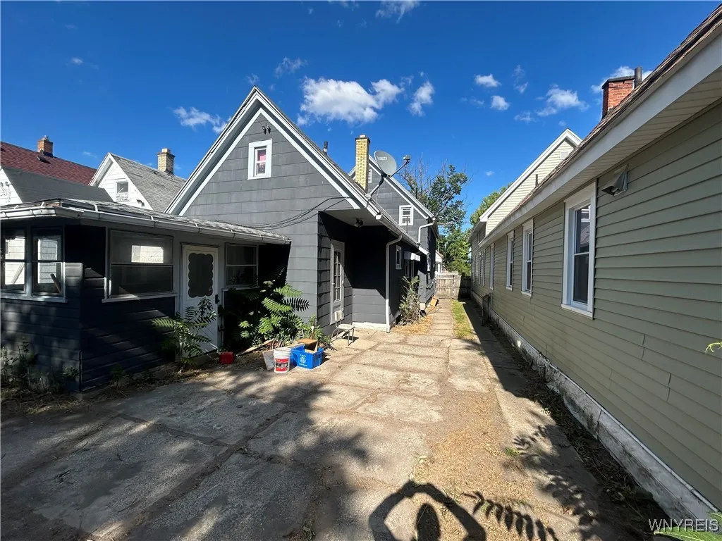 310 Woltz Avenue, Buffalo, New York 14211, Buffalo, New York 14211, 3 Bedrooms Bedrooms, 3 Rooms Rooms,1 BathroomBathrooms,Residential,For Sale,310 Woltz Avenue, Buffalo, New York 14211,B1624795