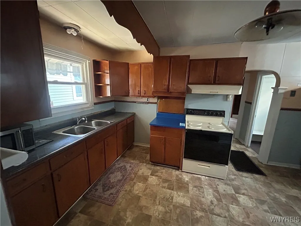 310 Woltz Avenue, Buffalo, New York 14211, Buffalo, New York 14211, 3 Bedrooms Bedrooms, 3 Rooms Rooms,1 BathroomBathrooms,Residential,For Sale,310 Woltz Avenue, Buffalo, New York 14211,B1624795