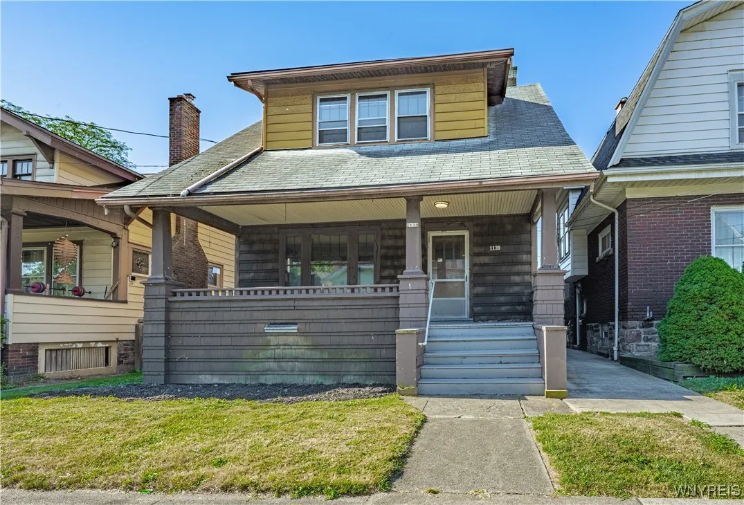 1139 Haeberle Avenue, Niagara Falls, New York 1430, Niagara Falls, New York 14301, 4 Bedrooms Bedrooms, 8 Rooms Rooms,2 BathroomsBathrooms,Residential,For Sale,1139 Haeberle Avenue, Niagara Falls, New York 1430,B1625062