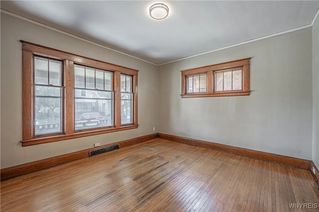1139 Haeberle Avenue, Niagara Falls, New York 1430, Niagara Falls, New York 14301, 4 Bedrooms Bedrooms, 8 Rooms Rooms,2 BathroomsBathrooms,Residential,For Sale,1139 Haeberle Avenue, Niagara Falls, New York 1430,B1625062