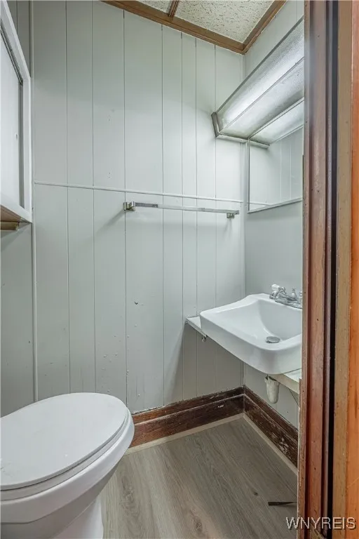 1139 Haeberle Avenue, Niagara Falls, New York 1430, Niagara Falls, New York 14301, 4 Bedrooms Bedrooms, 8 Rooms Rooms,2 BathroomsBathrooms,Residential,For Sale,1139 Haeberle Avenue, Niagara Falls, New York 1430,B1625062