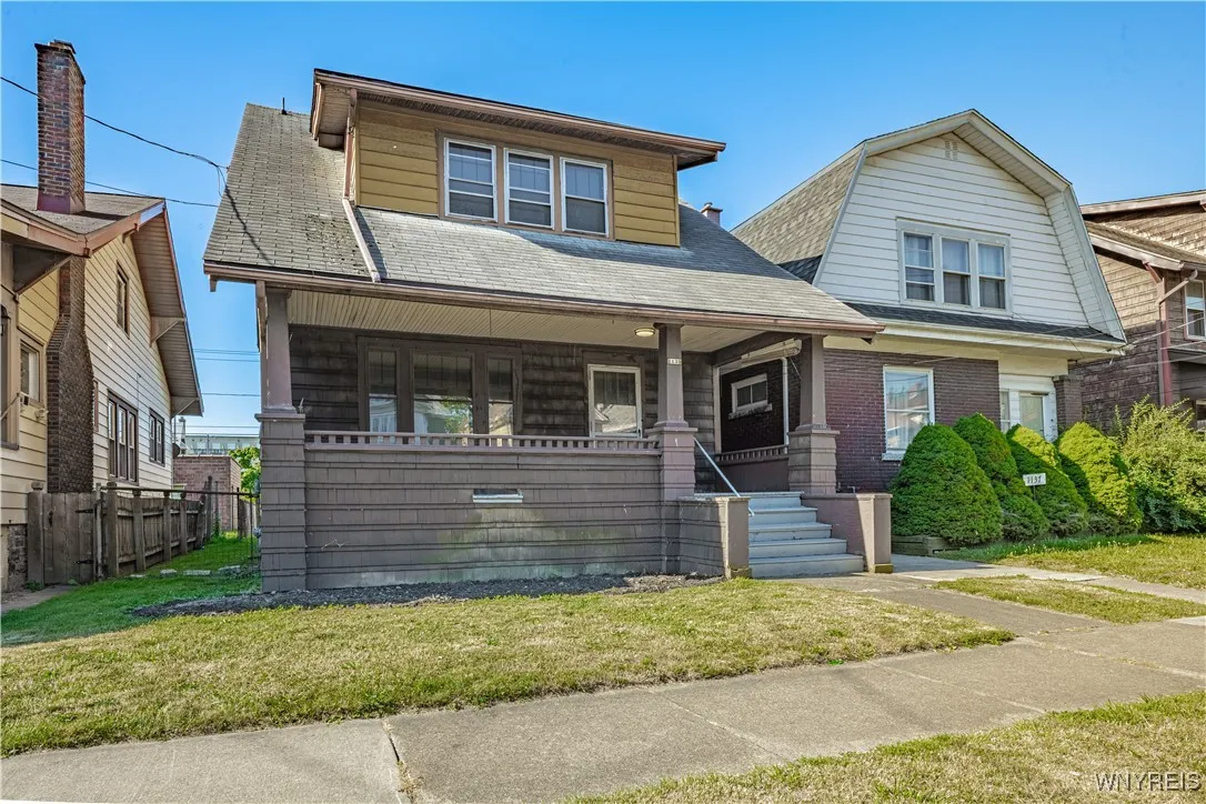 1139 Haeberle Avenue, Niagara Falls, New York 1430, Niagara Falls, New York 14301, 4 Bedrooms Bedrooms, 8 Rooms Rooms,2 BathroomsBathrooms,Residential,For Sale,1139 Haeberle Avenue, Niagara Falls, New York 1430,B1625062