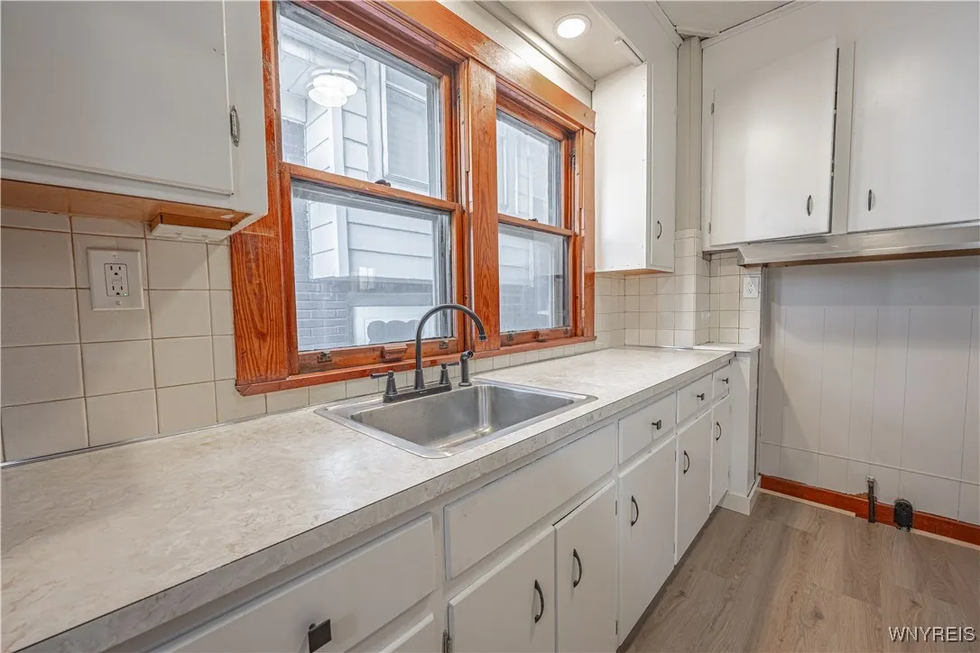1139 Haeberle Avenue, Niagara Falls, New York 1430, Niagara Falls, New York 14301, 4 Bedrooms Bedrooms, 8 Rooms Rooms,2 BathroomsBathrooms,Residential,For Sale,1139 Haeberle Avenue, Niagara Falls, New York 1430,B1625062