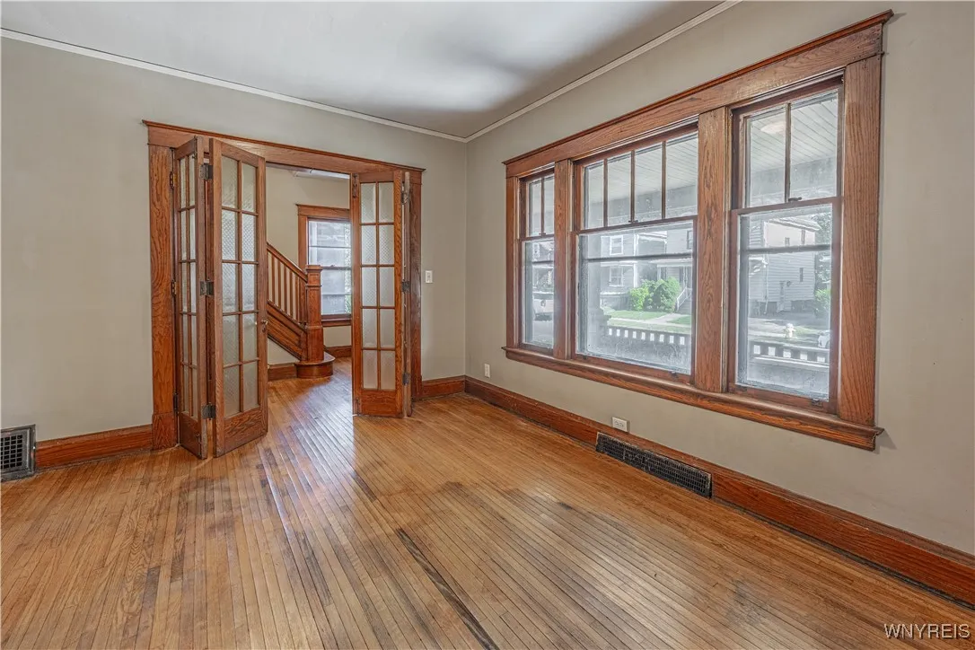 1139 Haeberle Avenue, Niagara Falls, New York 1430, Niagara Falls, New York 14301, 4 Bedrooms Bedrooms, 8 Rooms Rooms,2 BathroomsBathrooms,Residential,For Sale,1139 Haeberle Avenue, Niagara Falls, New York 1430,B1625062