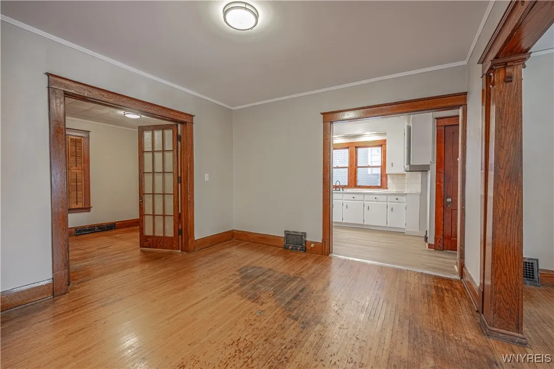 1139 Haeberle Avenue, Niagara Falls, New York 1430, Niagara Falls, New York 14301, 4 Bedrooms Bedrooms, 8 Rooms Rooms,2 BathroomsBathrooms,Residential,For Sale,1139 Haeberle Avenue, Niagara Falls, New York 1430,B1625062