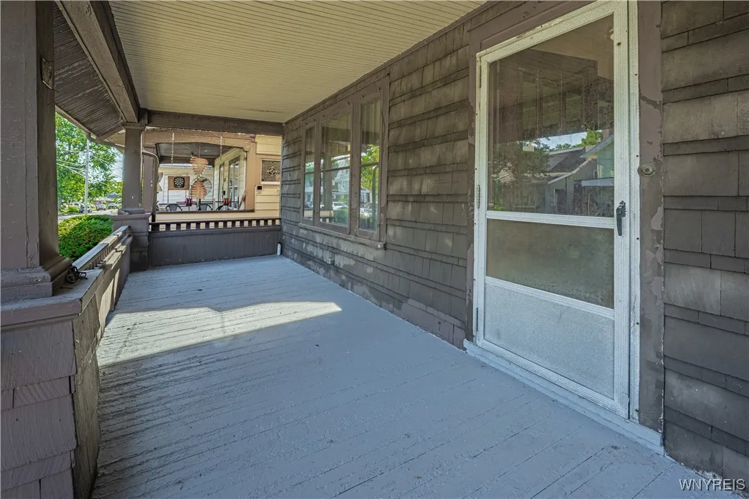 1139 Haeberle Avenue, Niagara Falls, New York 1430, Niagara Falls, New York 14301, 4 Bedrooms Bedrooms, 8 Rooms Rooms,2 BathroomsBathrooms,Residential,For Sale,1139 Haeberle Avenue, Niagara Falls, New York 1430,B1625062