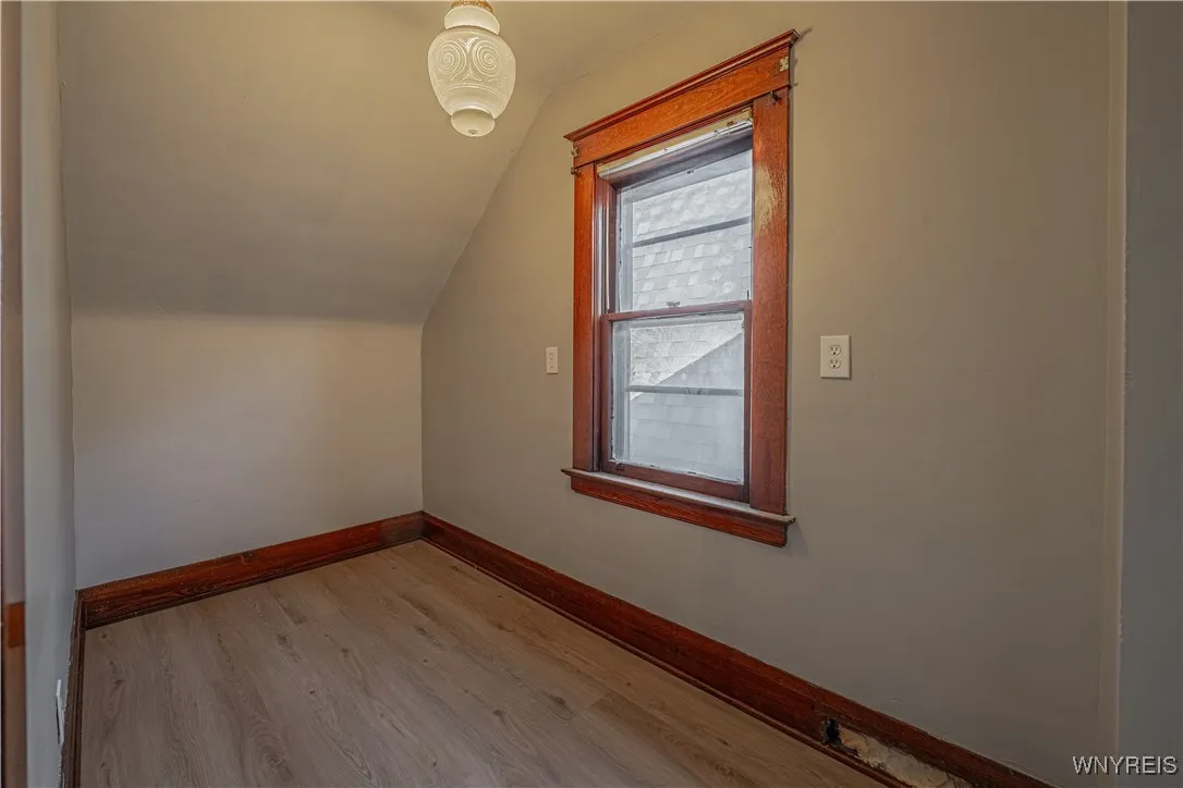 1139 Haeberle Avenue, Niagara Falls, New York 1430, Niagara Falls, New York 14301, 4 Bedrooms Bedrooms, 8 Rooms Rooms,2 BathroomsBathrooms,Residential,For Sale,1139 Haeberle Avenue, Niagara Falls, New York 1430,B1625062
