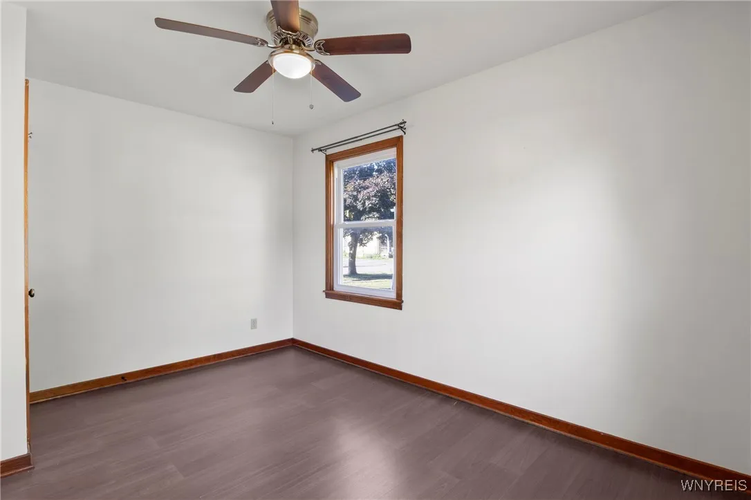 34 Center Avenue, North Tonawanda, New York 14120, North Tonawanda, New York 14120, 3 Bedrooms Bedrooms, 5 Rooms Rooms,1 BathroomBathrooms,Residential,For Sale,34 Center Avenue, North Tonawanda, New York 14120,B1624690
