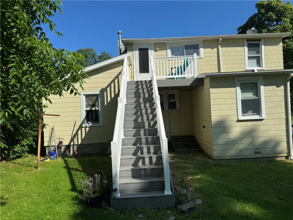 157 Clark Street, Canandaigua City, New York 14424, Canandaigua City, New York 14424, 4 Bedrooms Bedrooms, ,2 BathroomsBathrooms,Residential,For Sale,157 Clark Street, Canandaigua City, New York 14424,R1624820