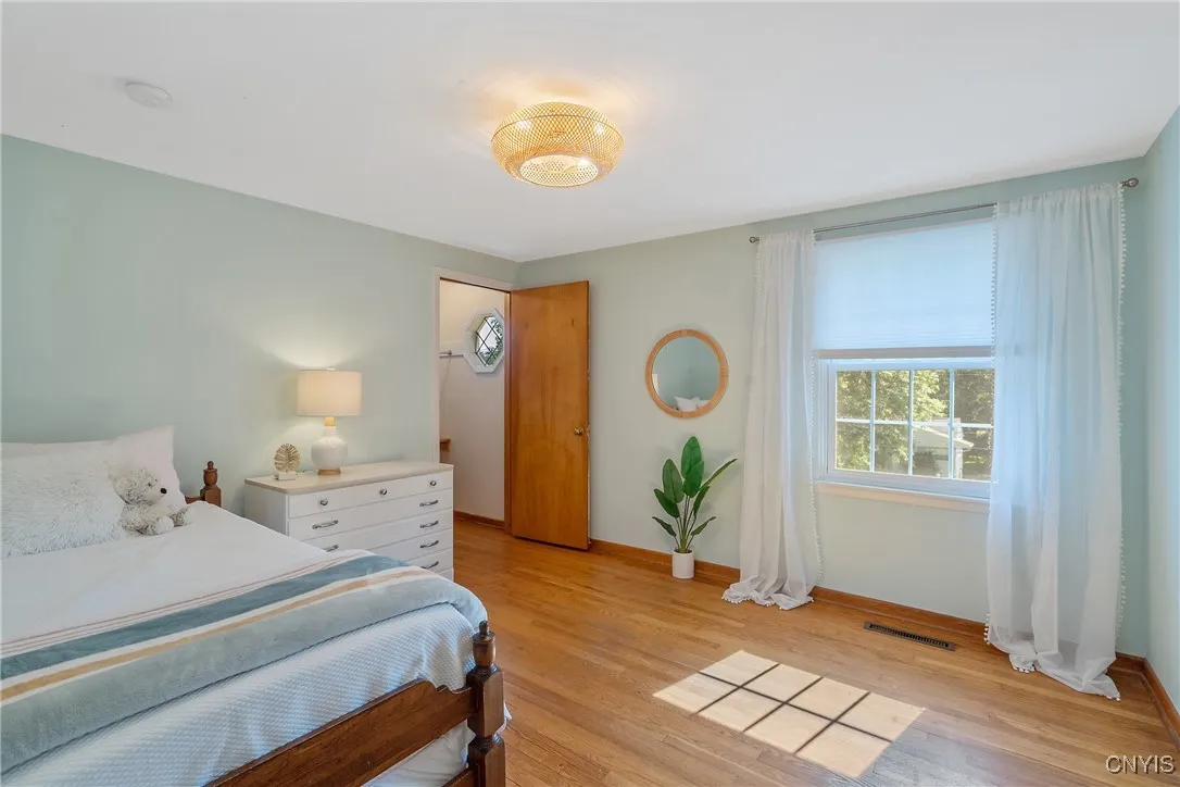 7 Beach Road, Marcellus, New York 13108, Marcellus, New York 13108, 3 Bedrooms Bedrooms, 7 Rooms Rooms,2 BathroomsBathrooms,Residential,For Sale,7 Beach Road, Marcellus, New York 13108,S1622539