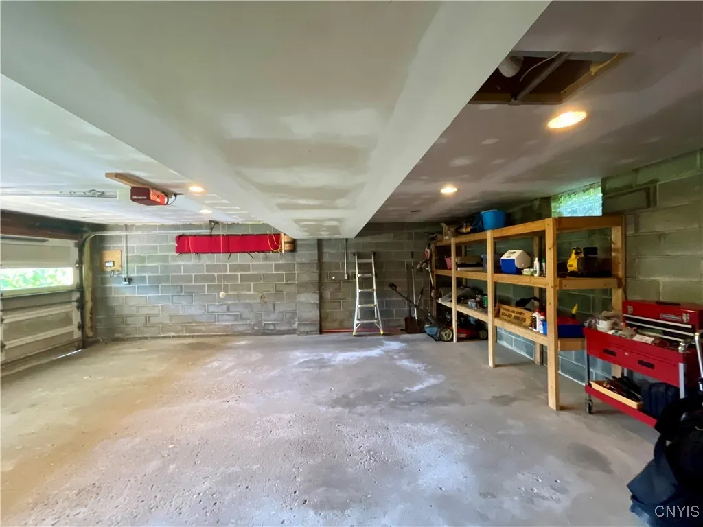 7 Beach Road, Marcellus, New York 13108, Marcellus, New York 13108, 3 Bedrooms Bedrooms, 7 Rooms Rooms,2 BathroomsBathrooms,Residential,For Sale,7 Beach Road, Marcellus, New York 13108,S1622539