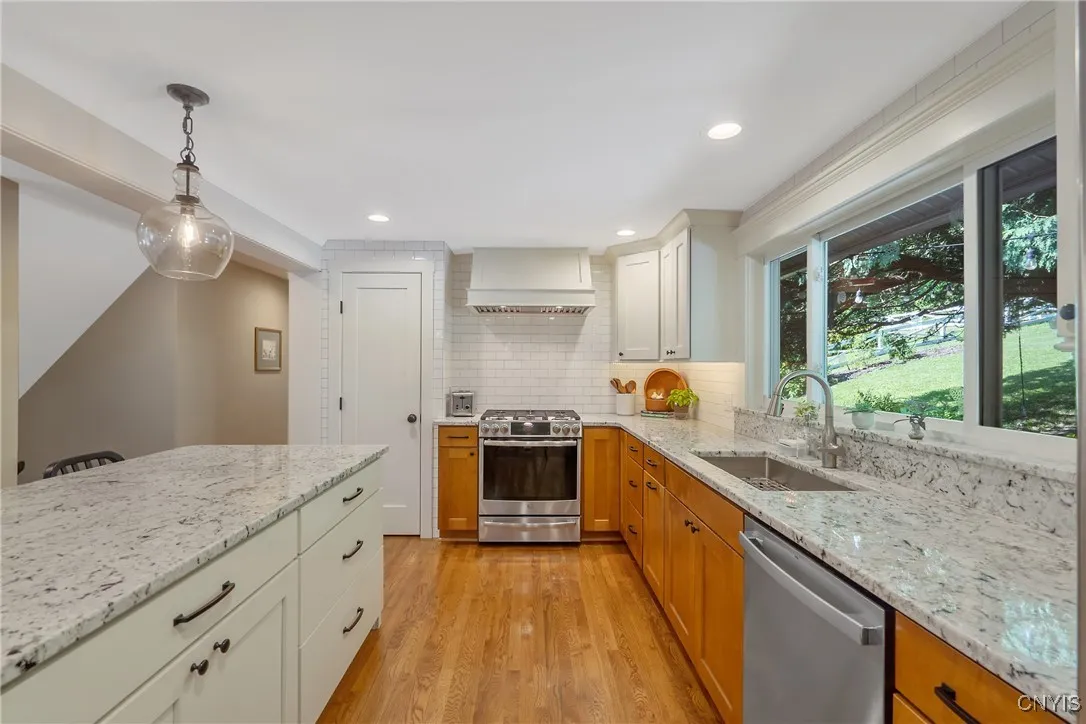 7 Beach Road, Marcellus, New York 13108, Marcellus, New York 13108, 3 Bedrooms Bedrooms, 7 Rooms Rooms,2 BathroomsBathrooms,Residential,For Sale,7 Beach Road, Marcellus, New York 13108,S1622539