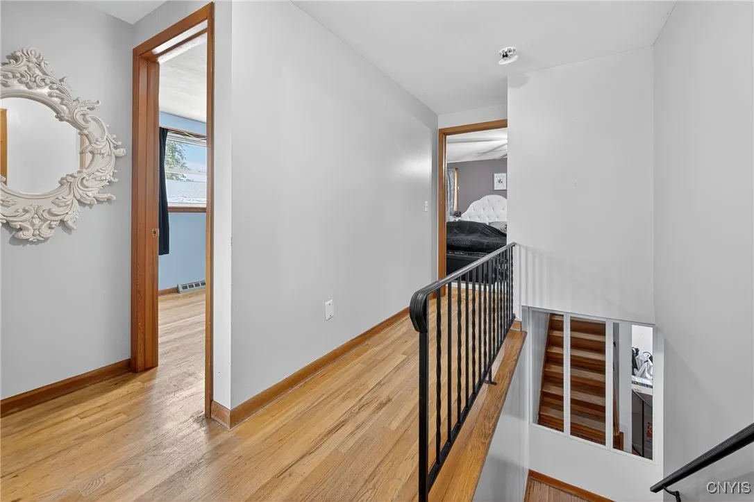 8185 Laurie Lane, Clay, New York 13090, Clay, New York 13090, 4 Bedrooms Bedrooms, 10 Rooms Rooms,1 BathroomBathrooms,Residential,For Sale,8185 Laurie Lane, Clay, New York 13090,S1624272