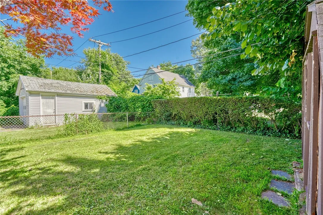 17 Peckham Street, Rochester, New York 14621, Rochester, New York 14621, 3 Bedrooms Bedrooms, ,2 BathroomsBathrooms,Residential,For Sale,17 Peckham Street, Rochester, New York 14621,R1624395