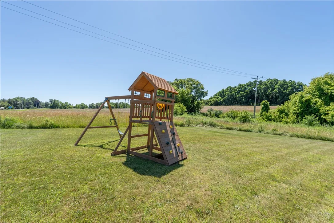 140 Pole Bridge Road, Avon, New York 14414, Avon, New York 14414, 3 Bedrooms Bedrooms, 7 Rooms Rooms,2 BathroomsBathrooms,Residential,For Sale,140 Pole Bridge Road, Avon, New York 14414,R1624418