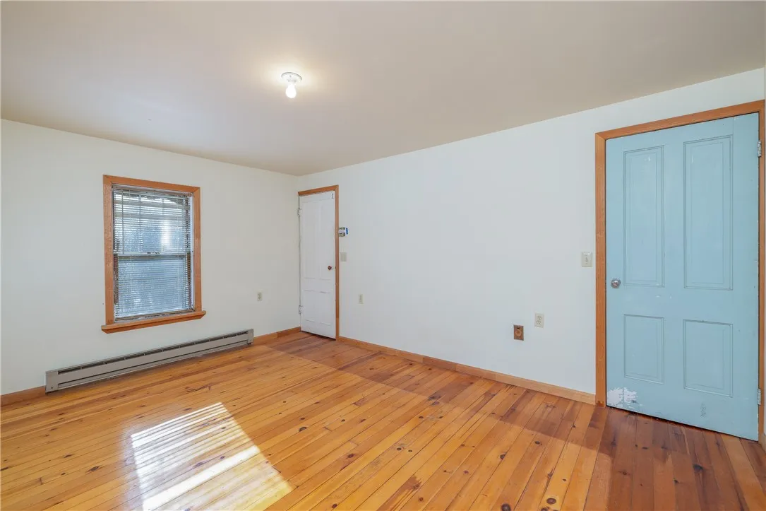 367 West Avenue, Canandaigua City, New York 14424, Canandaigua City, New York 14424, 3 Bedrooms Bedrooms, 2 Rooms Rooms,2 BathroomsBathrooms,Residential,For Sale,367 West Avenue, Canandaigua City, New York 14424,R1625011