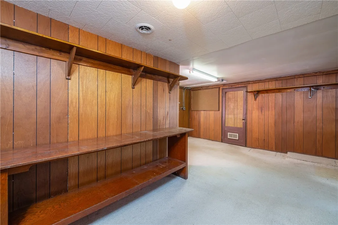 367 West Avenue, Canandaigua City, New York 14424, Canandaigua City, New York 14424, 3 Bedrooms Bedrooms, 2 Rooms Rooms,2 BathroomsBathrooms,Residential,For Sale,367 West Avenue, Canandaigua City, New York 14424,R1625011