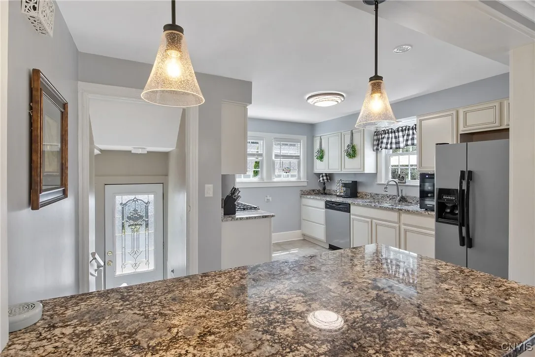 200 Bronson Road, Geddes, New York 13219, Geddes, New York 13219, 3 Bedrooms Bedrooms, 8 Rooms Rooms,1 BathroomBathrooms,Residential,For Sale,200 Bronson Road, Geddes, New York 13219,S1624733
