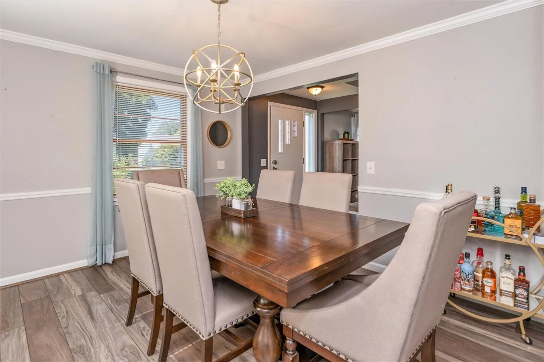 45 Seaford Drive, Irondequoit, New York 14617, Irondequoit, New York 14617, 4 Bedrooms Bedrooms, 9 Rooms Rooms,2 BathroomsBathrooms,Residential,For Sale,45 Seaford Drive, Irondequoit, New York 14617,R1624119