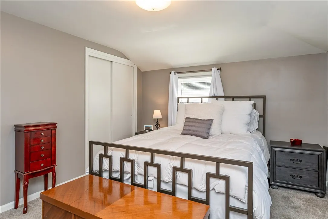 45 Seaford Drive, Irondequoit, New York 14617, Irondequoit, New York 14617, 4 Bedrooms Bedrooms, 9 Rooms Rooms,2 BathroomsBathrooms,Residential,For Sale,45 Seaford Drive, Irondequoit, New York 14617,R1624119