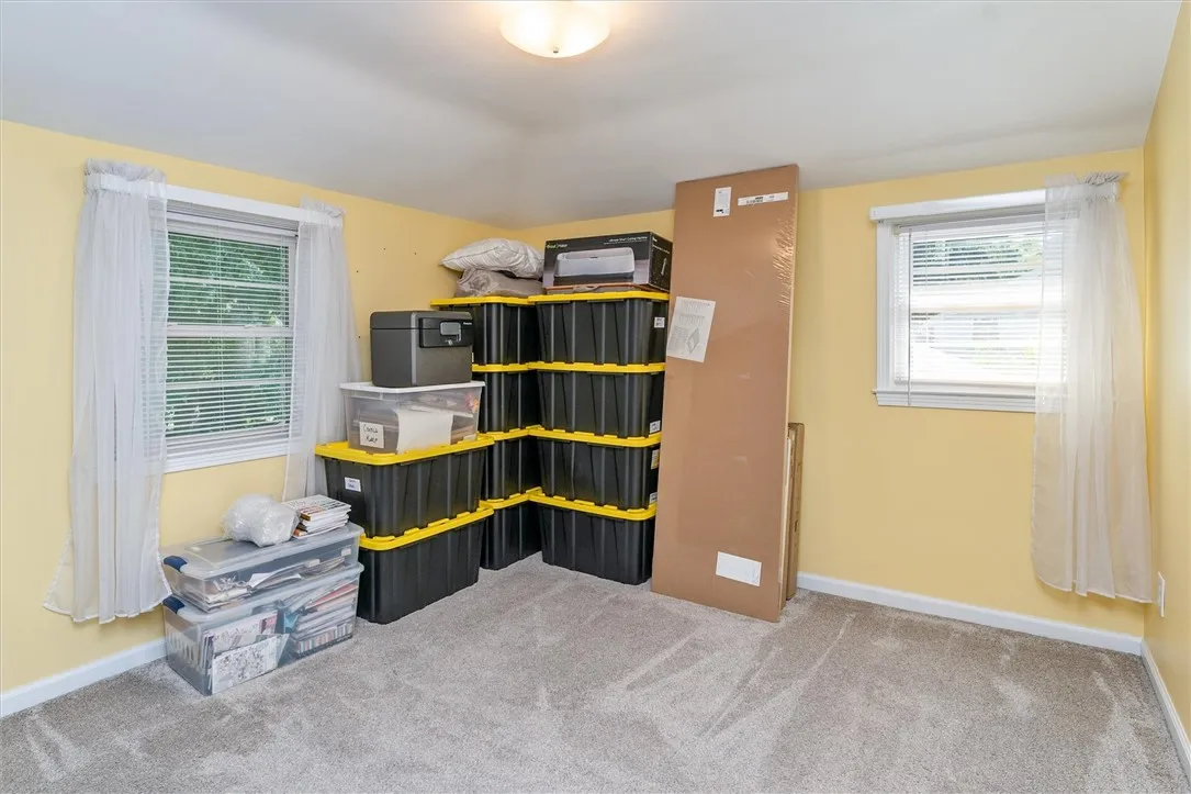 45 Seaford Drive, Irondequoit, New York 14617, Irondequoit, New York 14617, 4 Bedrooms Bedrooms, 9 Rooms Rooms,2 BathroomsBathrooms,Residential,For Sale,45 Seaford Drive, Irondequoit, New York 14617,R1624119