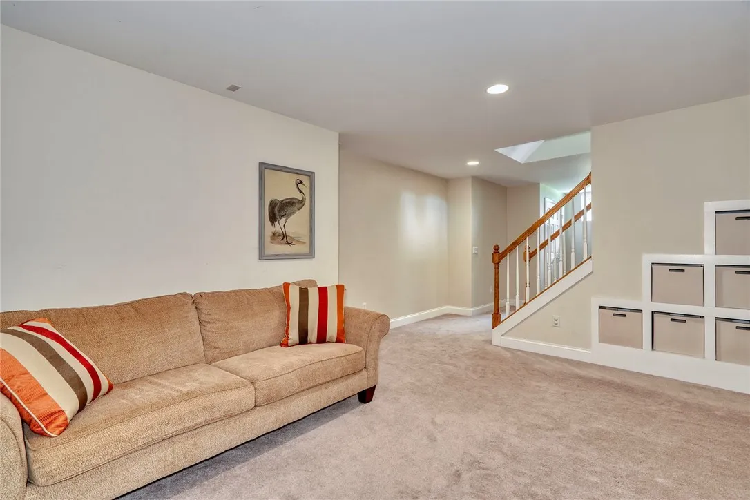 542 Dunnbridge Drive, Webster, New York 14580, Webster, New York 14580, 4 Bedrooms Bedrooms, 9 Rooms Rooms,2 BathroomsBathrooms,Residential,For Sale,542 Dunnbridge Drive, Webster, New York 14580,R1624495