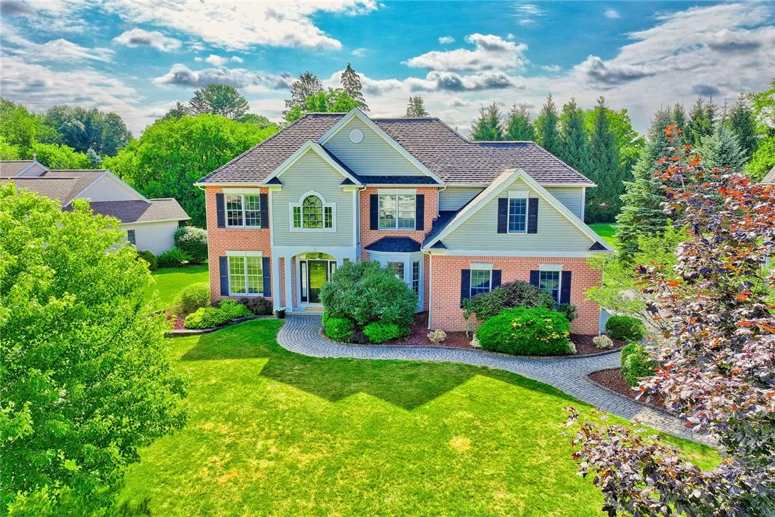 542 Dunnbridge Drive, Webster, New York 14580, Webster, New York 14580, 4 Bedrooms Bedrooms, 9 Rooms Rooms,2 BathroomsBathrooms,Residential,For Sale,542 Dunnbridge Drive, Webster, New York 14580,R1624495