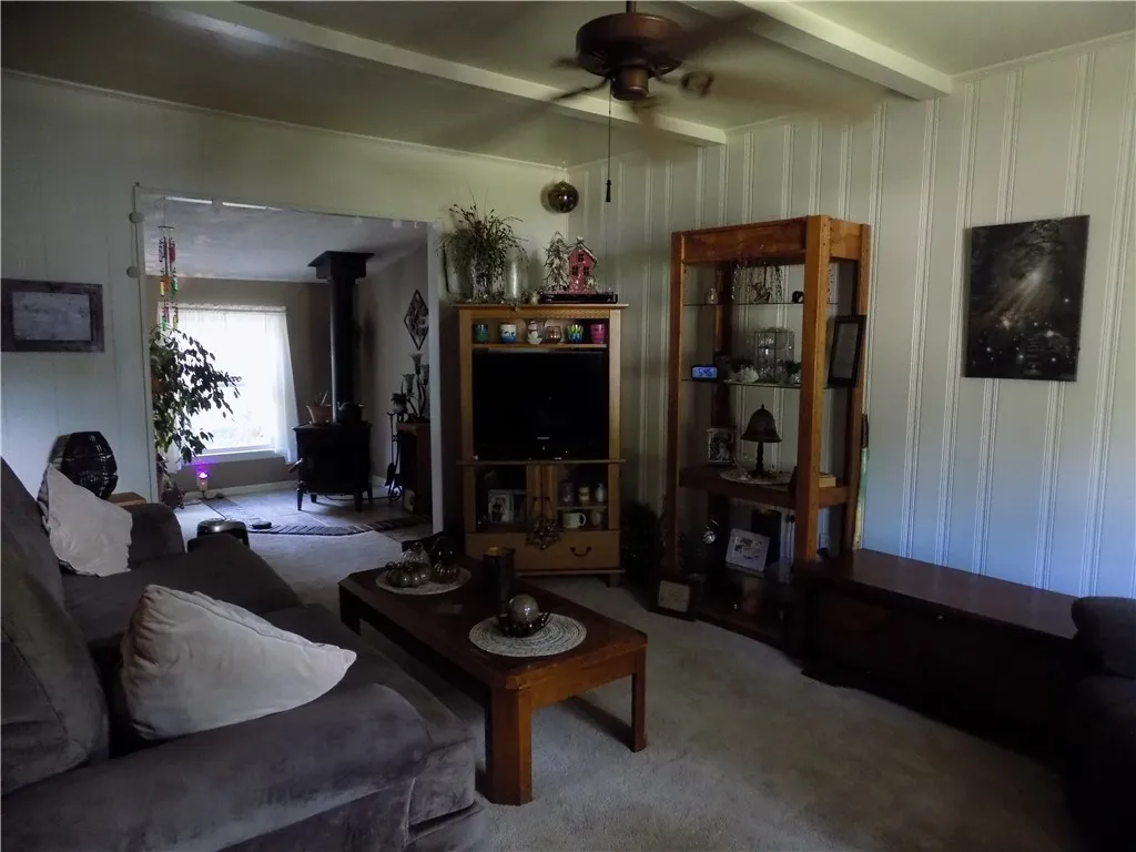 211 Westside Drive, Chili, New York 14624, Chili, New York 14624, 2 Bedrooms Bedrooms, 5 Rooms Rooms,1 BathroomBathrooms,Residential,For Sale,211 Westside Drive, Chili, New York 14624,R1624778