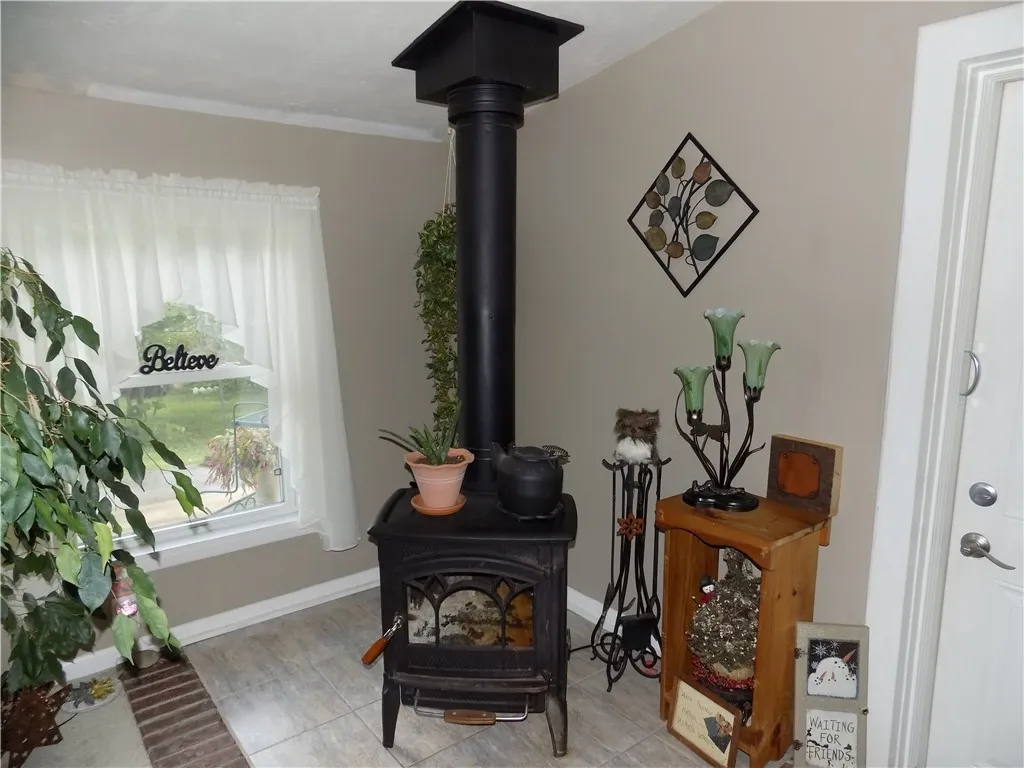 211 Westside Drive, Chili, New York 14624, Chili, New York 14624, 2 Bedrooms Bedrooms, 5 Rooms Rooms,1 BathroomBathrooms,Residential,For Sale,211 Westside Drive, Chili, New York 14624,R1624778