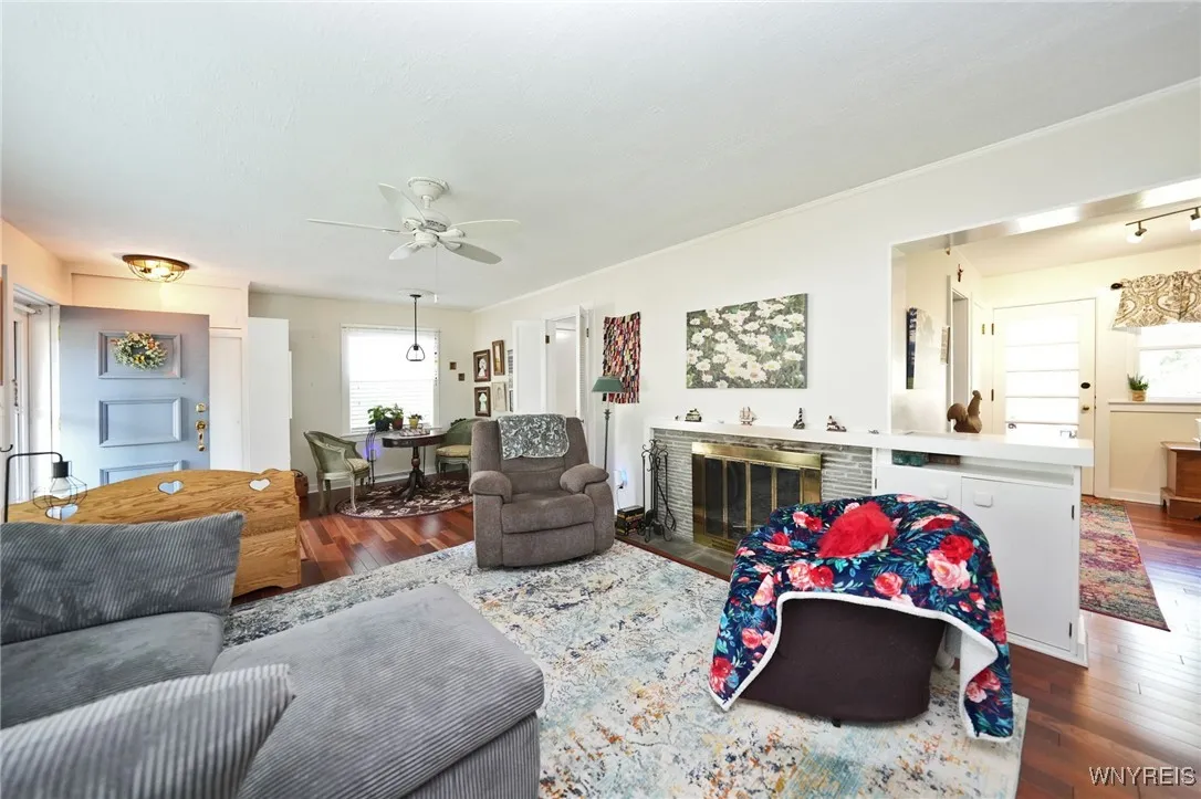 58 Parkside Avenue, Hamburg, New York 14075, Hamburg, New York 14075, 2 Bedrooms Bedrooms, 5 Rooms Rooms,1 BathroomBathrooms,Residential,For Sale,58 Parkside Avenue, Hamburg, New York 14075,B1624179