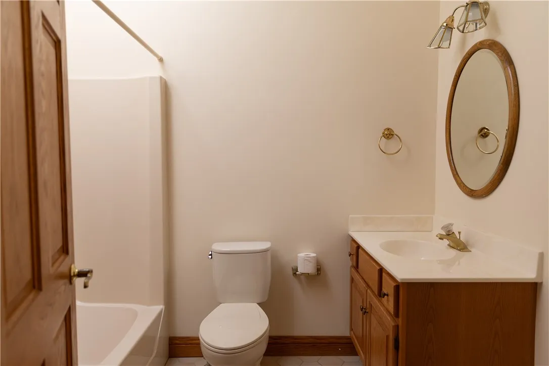57c Long Pond Road, Greece, New York 14612, Greece, New York 14612, 4 Bedrooms Bedrooms, 6 Rooms Rooms,3 BathroomsBathrooms,Residential,For Sale,57c Long Pond Road, Greece, New York 14612,R1624695